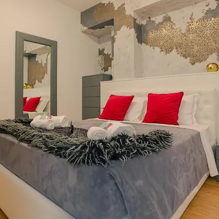 Apartment Regina Di - Royal Welcome *